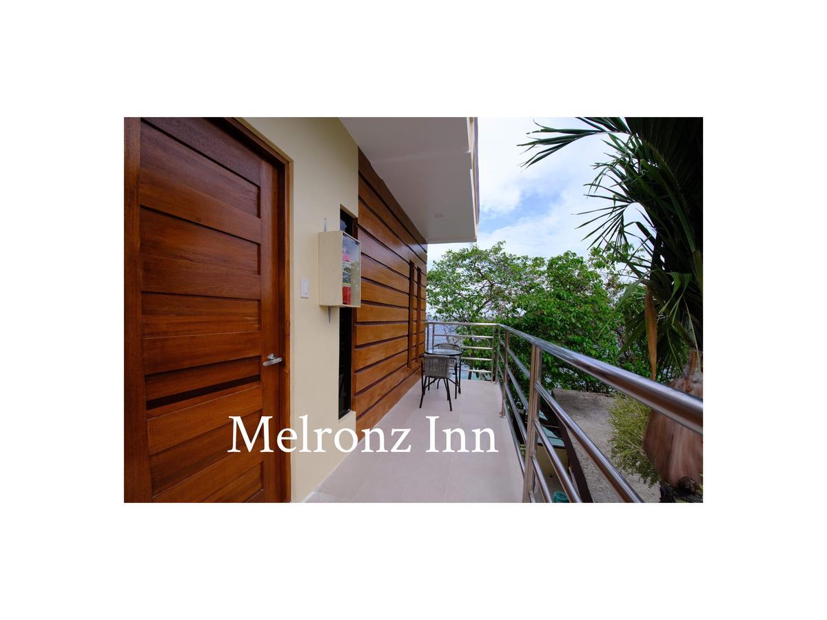 Melronz Inn Ослоб Екстериор снимка